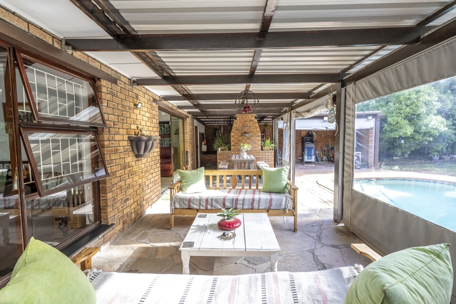 4 Bedroom Property for Sale in Sonstraal Western Cape